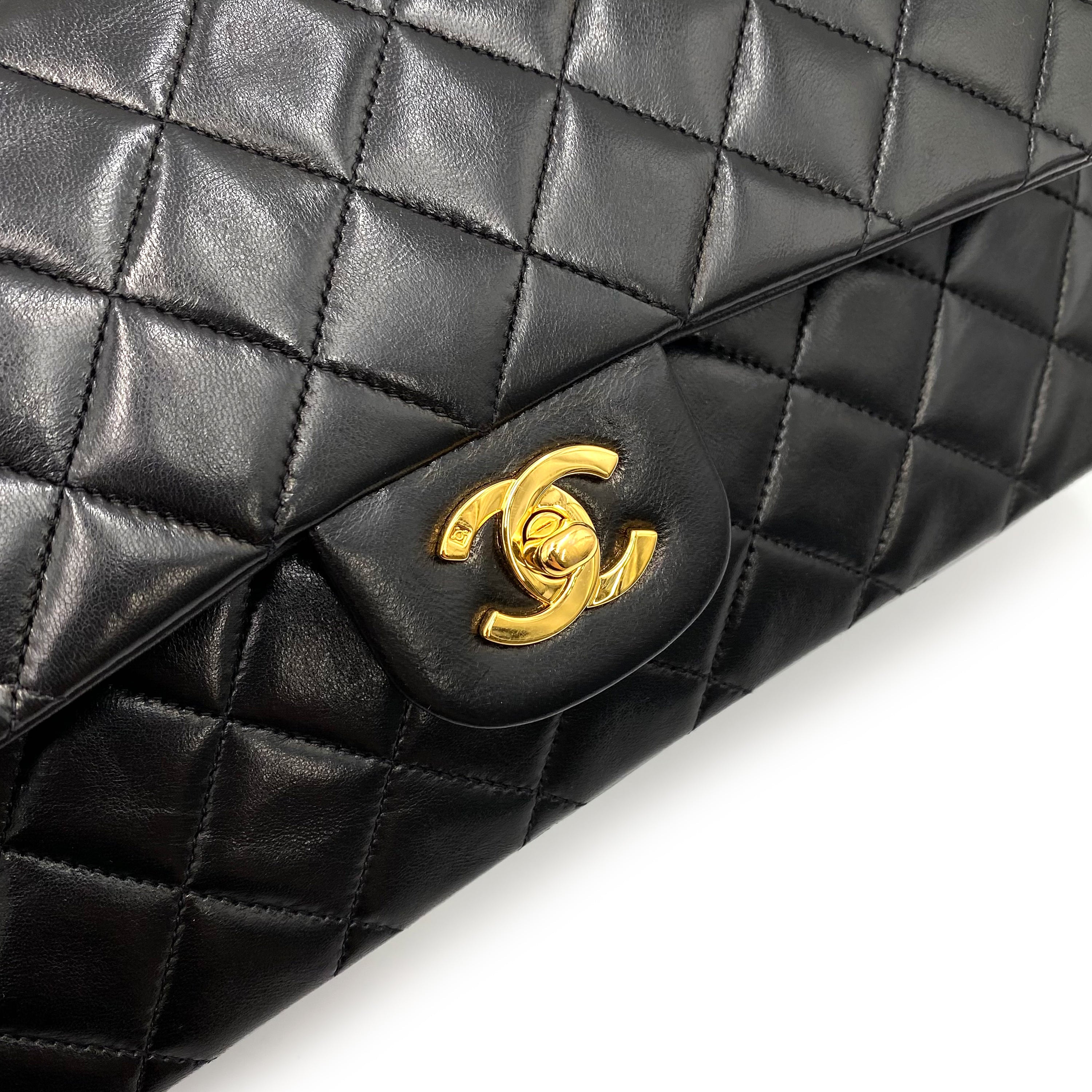 Luxury Promise Japan CHANEL VINTAGE CLASSIC FLAP MEDIUM CHAIN SHOULDER BAG BLACK LAMB SKIN 90239093