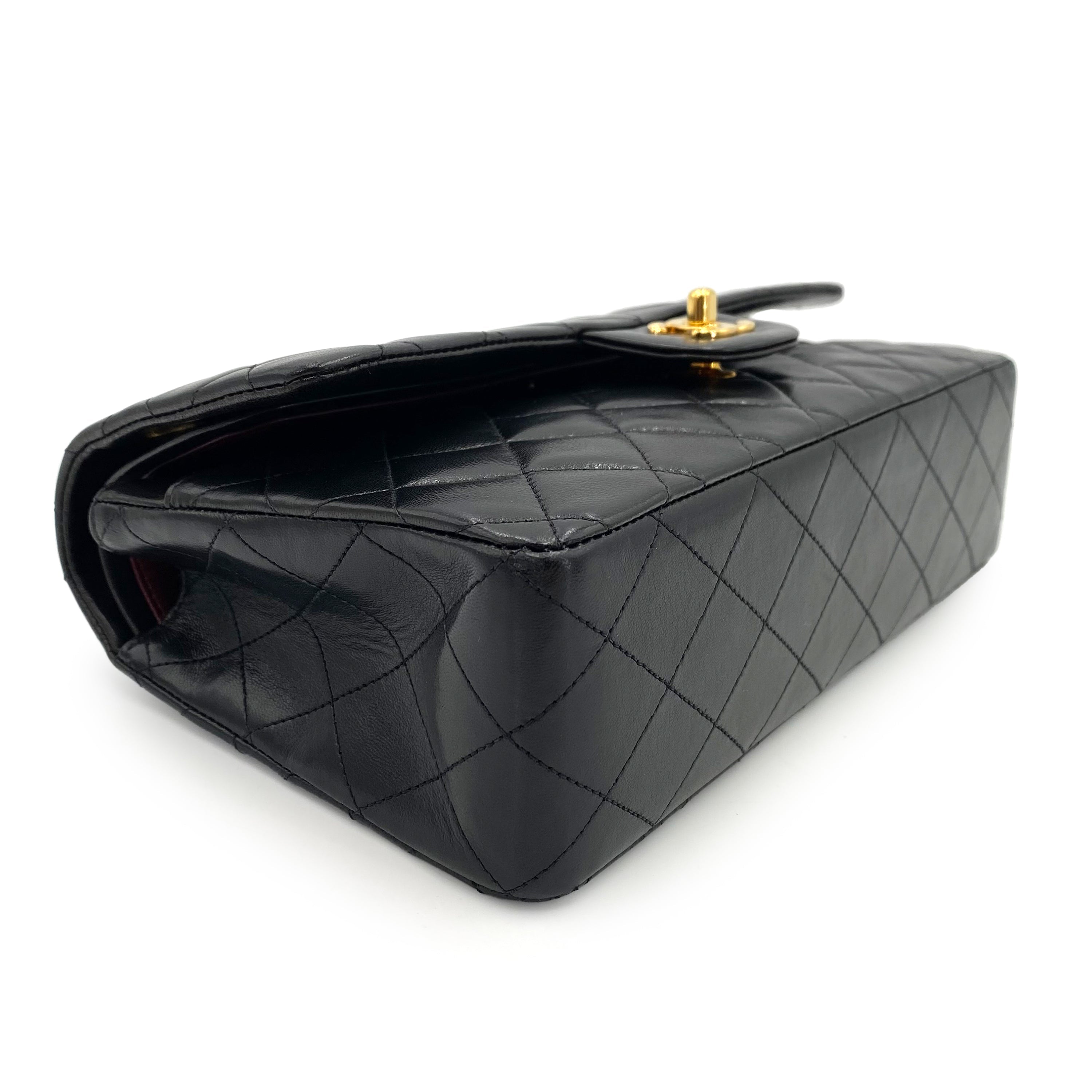 Luxury Promise Japan CHANEL VINTAGE CLASSIC FLAP MEDIUM CHAIN SHOULDER BAG BLACK LAMB SKIN 90239411