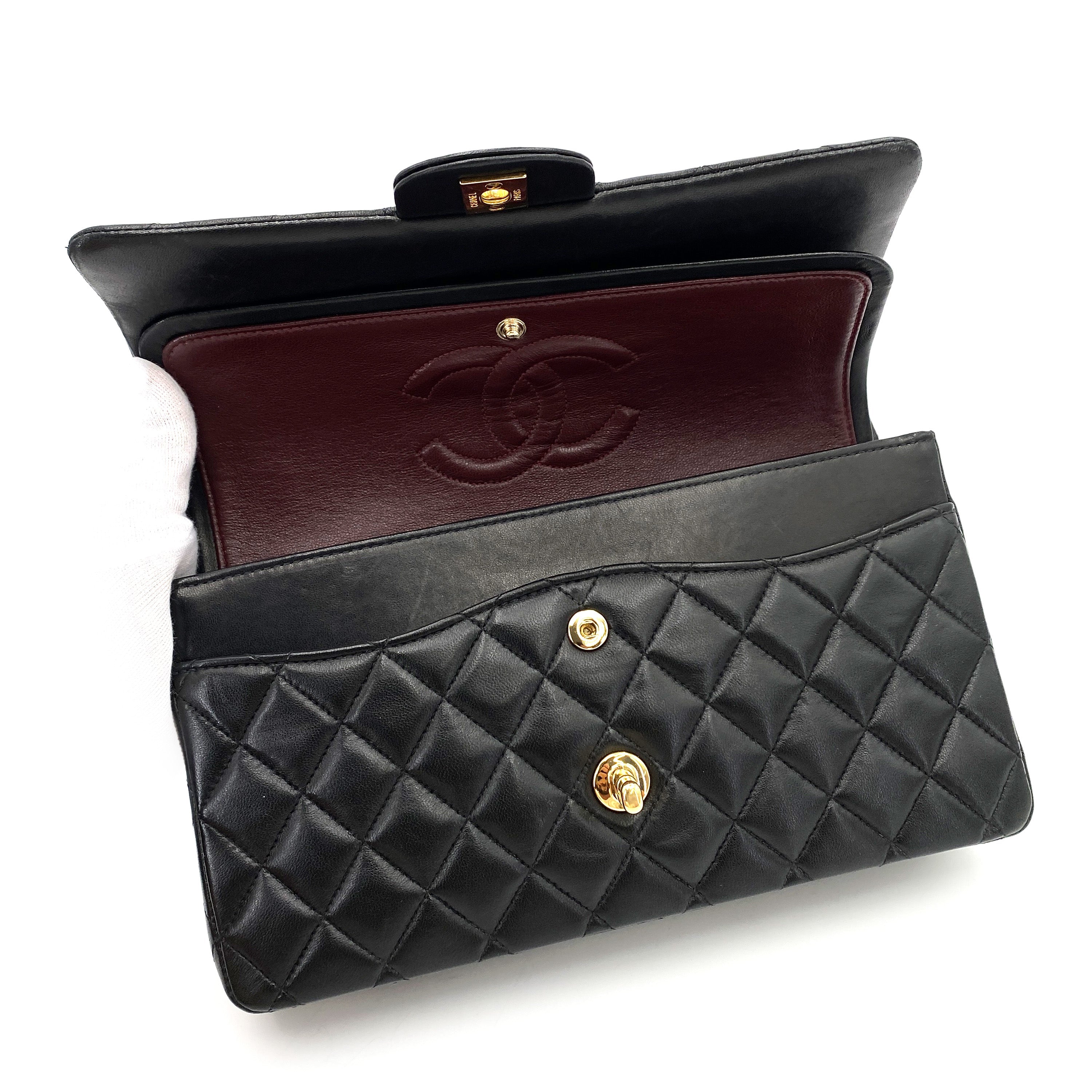 Luxury Promise Japan CHANEL VINTAGE CLASSIC FLAP MEDIUM CHAIN SHOULDER BAG BLACK LAMB SKIN 90250292