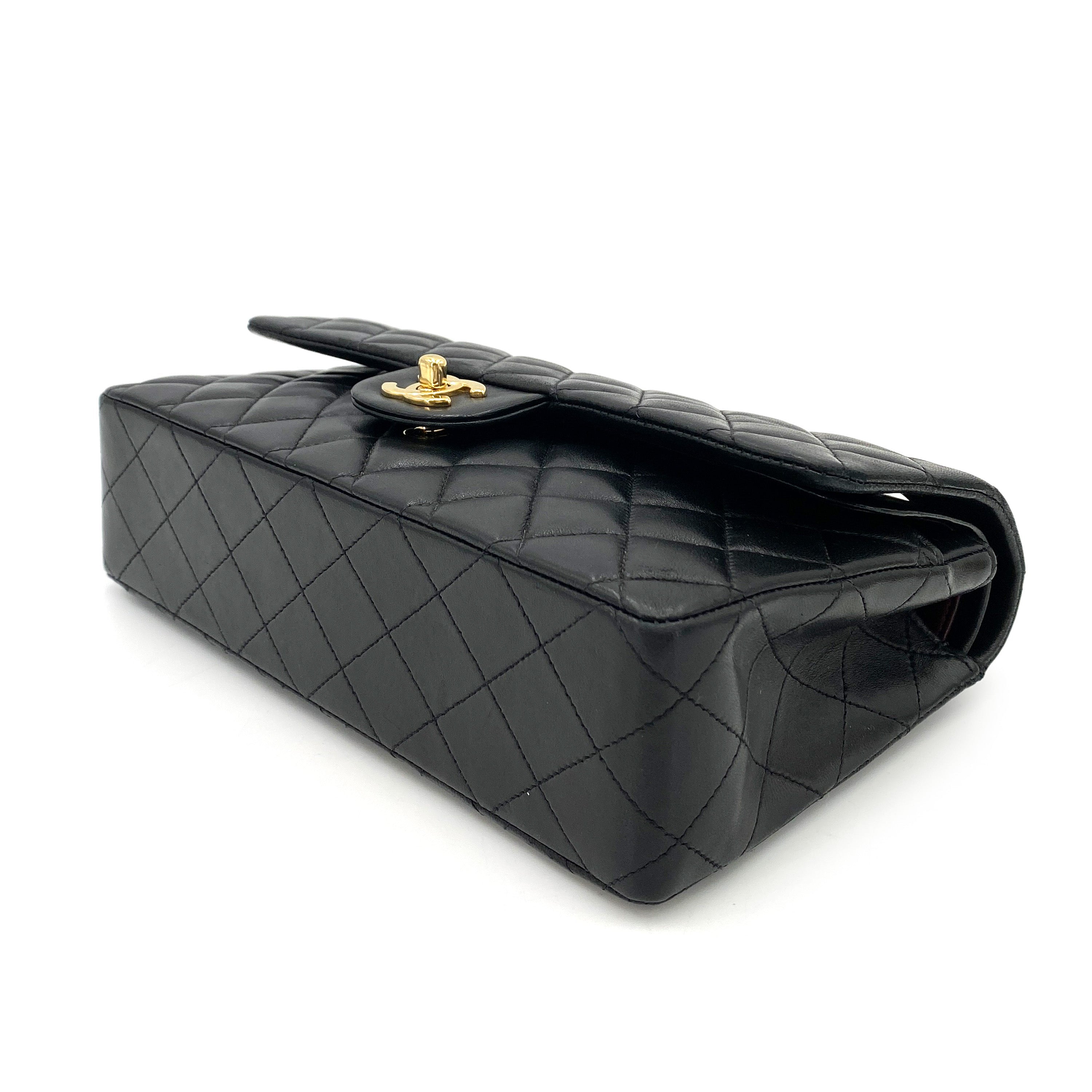 Luxury Promise Japan CHANEL VINTAGE CLASSIC FLAP MEDIUM CHAIN SHOULDER BAG BLACK LAMB SKIN 90250292