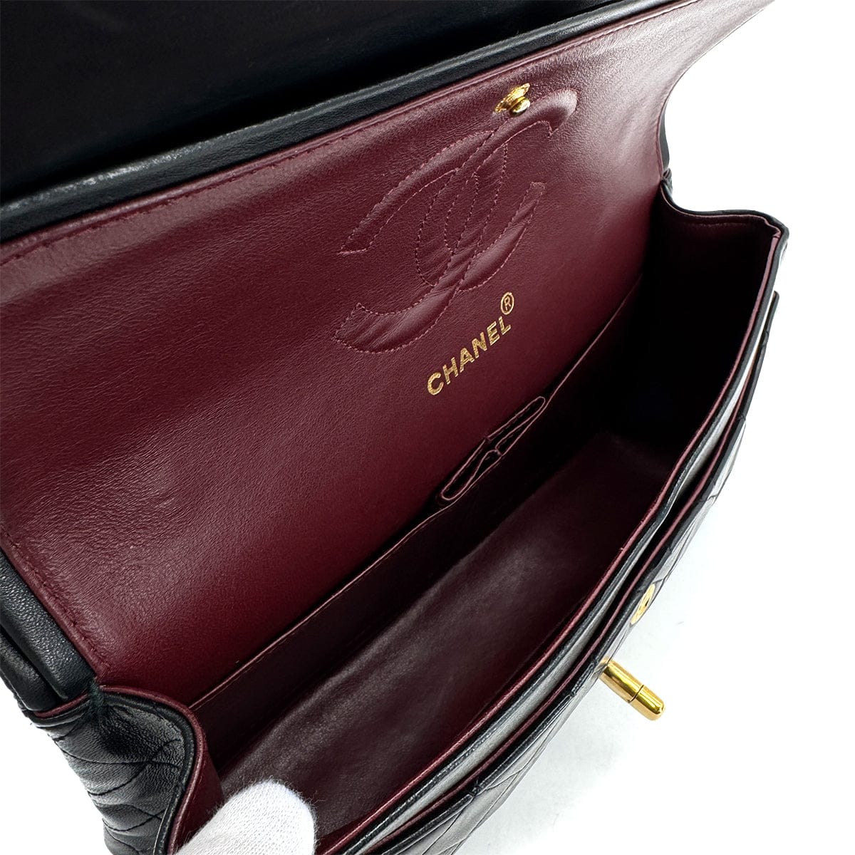 Luxury Promise Japan CHANEL VINTAGE CLASSIC FLAP MEDIUM CHAIN SHOULDER BAG BLACK LAMB SKIN 90305464