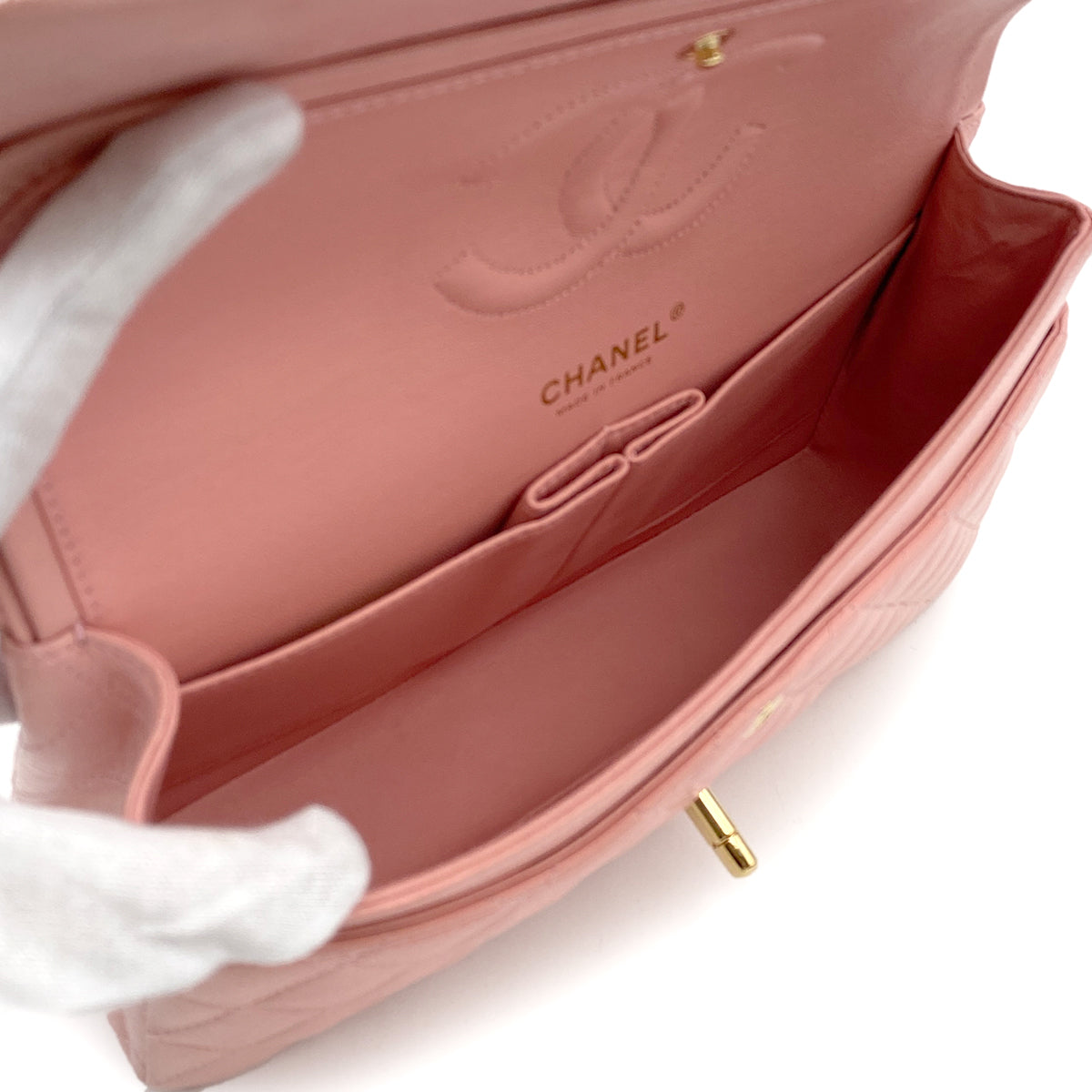 Luxury Promise Japan CHANEL VINTAGE CLASSIC FLAP MEDIUM CHAIN SHOULDER BAG PINK LAMB SKIN 90219906