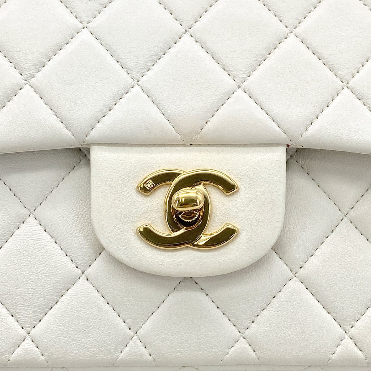 Luxury Promise Japan CHANEL VINTAGE CLASSIC FLAP MEDIUM CHAIN SHOULDER BAG WHITE LAMB SKIN 90299560