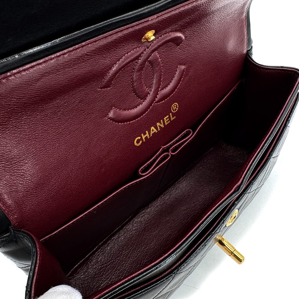 Luxury Promise Japan CHANEL VINTAGE CLASSIC FLAP SMALL CHAIN SHOULDER BAG BLACK LAMB SKIN 90305675