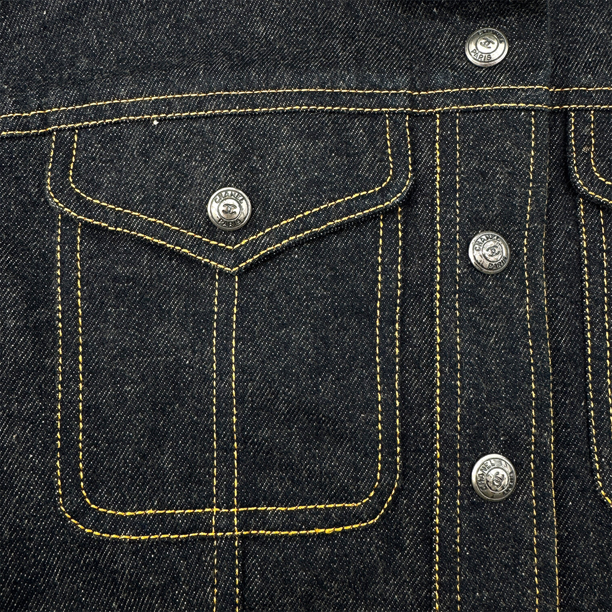 Luxury Promise Japan CHANEL VINTAGE COCO BUTTON DENIM SHORT JACKET NAVY COTTON 40 E97 RTW 90289573