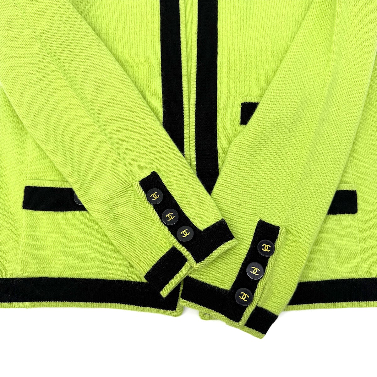 Luxury Promise Japan CHANEL VINTAGE COCO BUTTON KNIT TOPS CARDIGAN SET YELLOW BLACK CASHMERE 42 P04 RTW 90283633