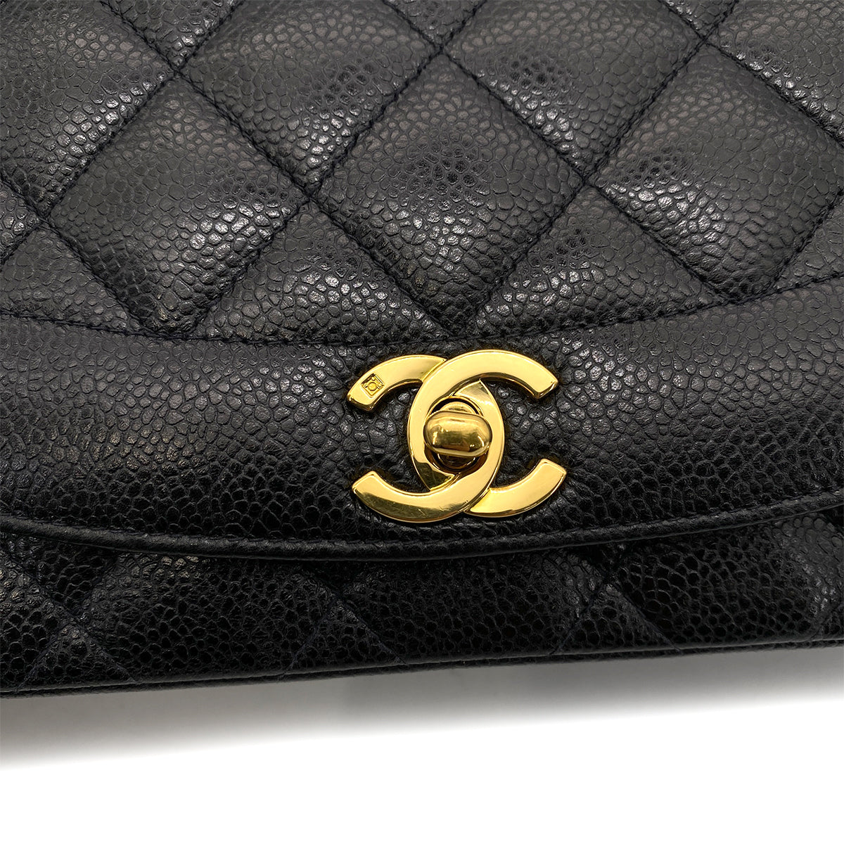 Luxury Promise Japan CHANEL VINTAGE DIANA MEDIUM CHAIN SHOULDER BAG BLACK CAVIAR SKIN 90255910