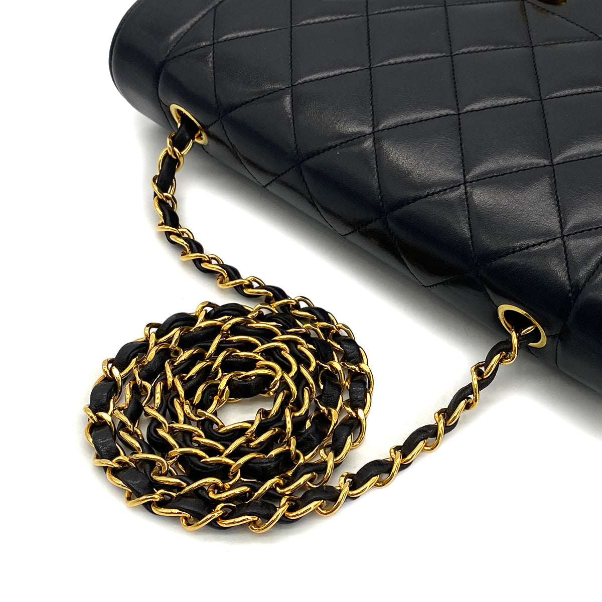 Luxury Promise Japan CHANEL VINTAGE DIANA MIDIUM CHAIN SHOULDER BAG BLACK LAMB SKIN 90301109