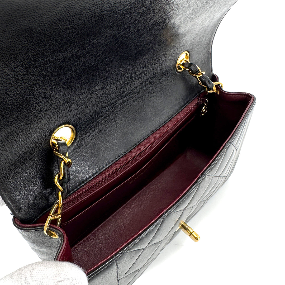 Luxury Promise Japan CHANEL VINTAGE DIANA SMALL CHAIN SHOULDER BAG BLACK LAMB SKIN 90279735