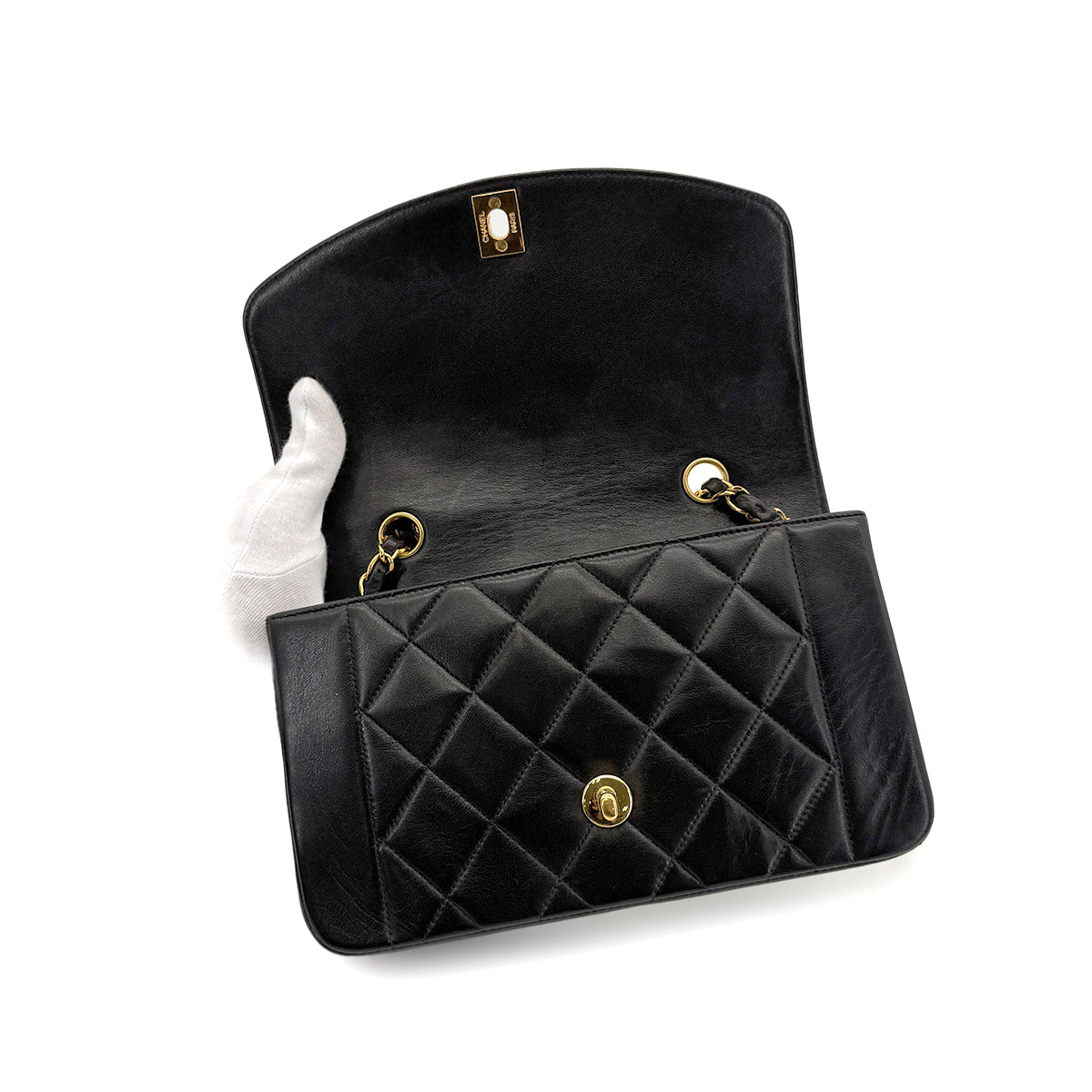 Luxury Promise Japan CHANEL VINTAGE DIANA SMALL CHAIN SHOULDER BAG BLACK LAMB SKIN 90279735
