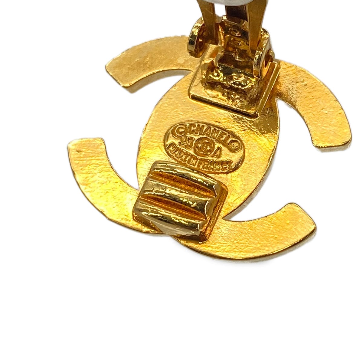 Luxury Promise Japan CHANEL VINTAGE EARRINGS TURN LOCK GOLD ACCESSORY 96P 90278508