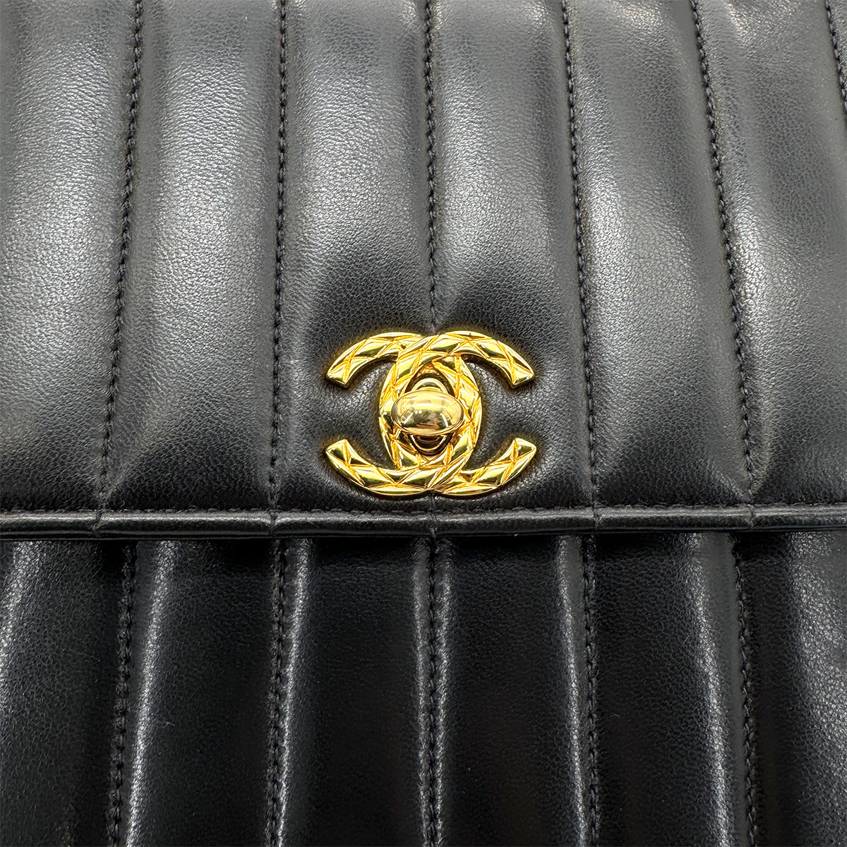 Luxury Promise Japan CHANEL VINTAGE MADEMOISELLE BIJOU CHAIN SHOULDER BAG BLACK LAMB SKIN 90269035