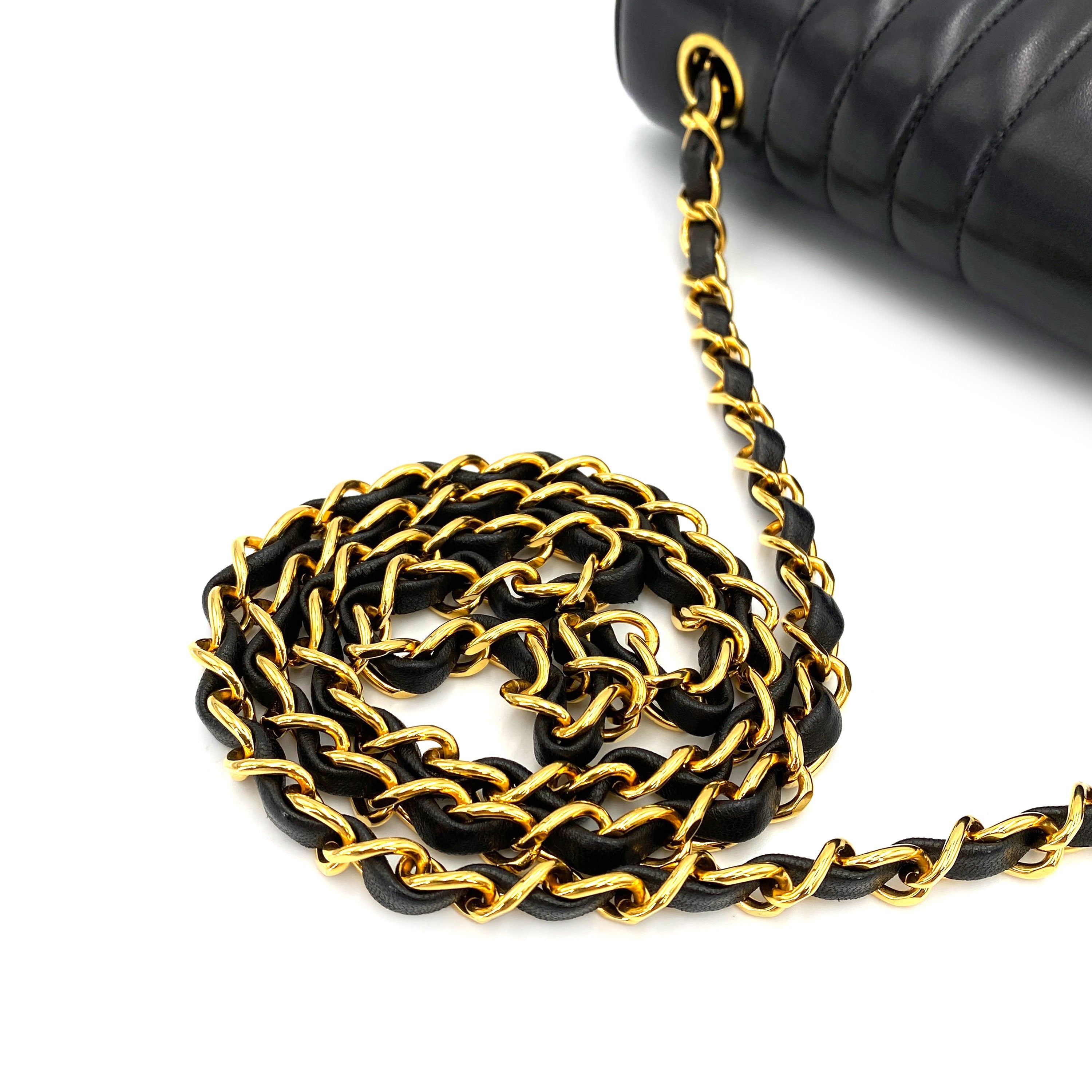 Luxury Promise Japan CHANEL VINTAGE MADEMOISELLE CHAIN SHOULDER BAG BLACK LAMB SKIN 90249871