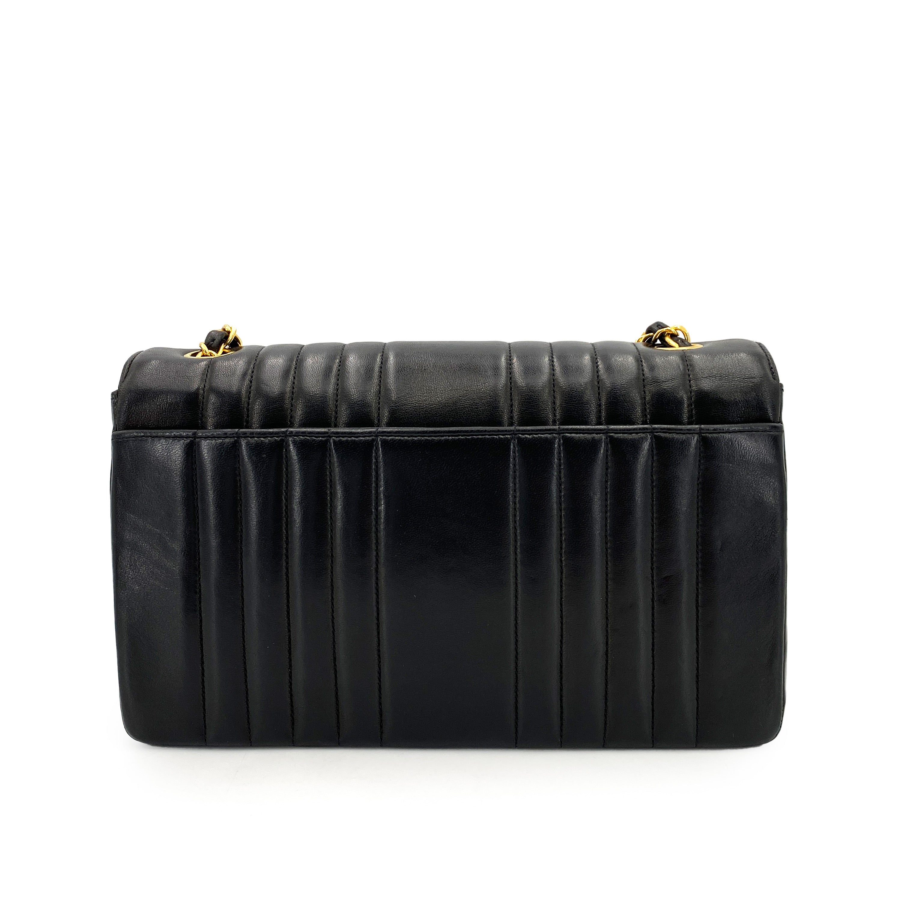 Luxury Promise Japan CHANEL VINTAGE MADEMOISELLE MEDIUM CHAIN SHOULDER BAG BLACK LAMB SKIN 90245052