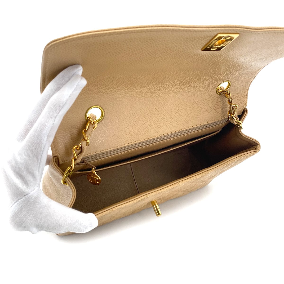 Luxury Promise Japan CHANEL VINTAGE MATELASSE CHAIN SHOULDER BAG BEIGE CAVIAR SKIN 90301634