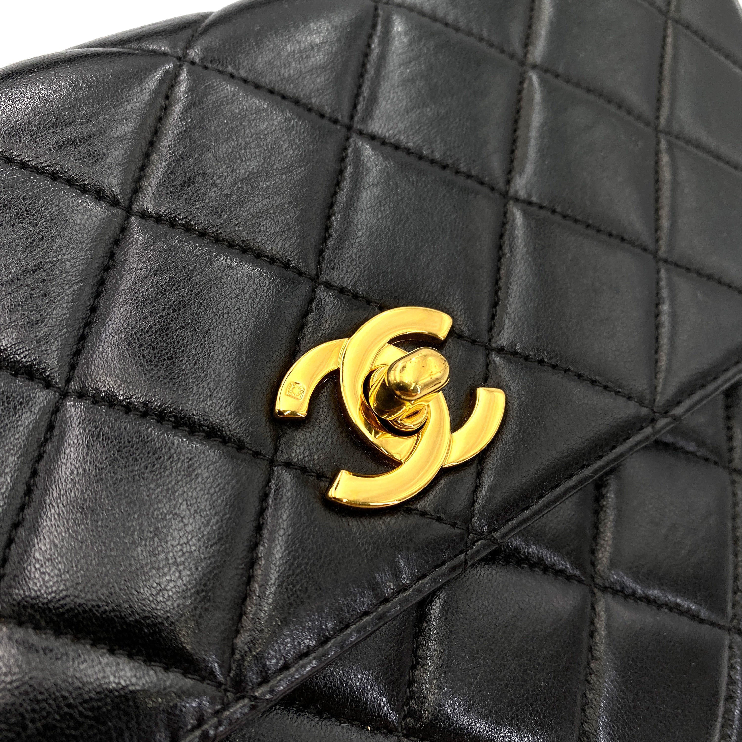 Luxury Promise Japan CHANEL VINTAGE MATELASSE HAND BAG BLACK LAMB SKIN 90242984