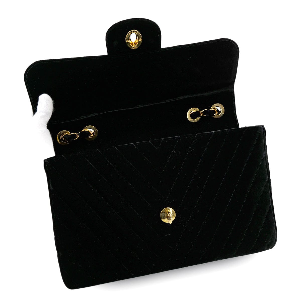 Luxury Promise Japan CHANEL VINTAGE MAXI CHEVRON CHAIN SHOULDER BAG BLACK VELOR 90301702