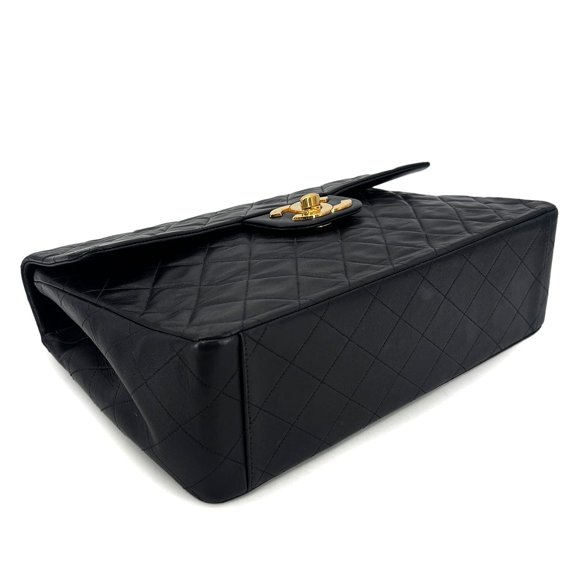 Luxury Promise Japan CHANEL VINTAGE MAXI MATELASSE 34 CHAIN SHOULDER BAG BLACK LAMB SKIN 90301112