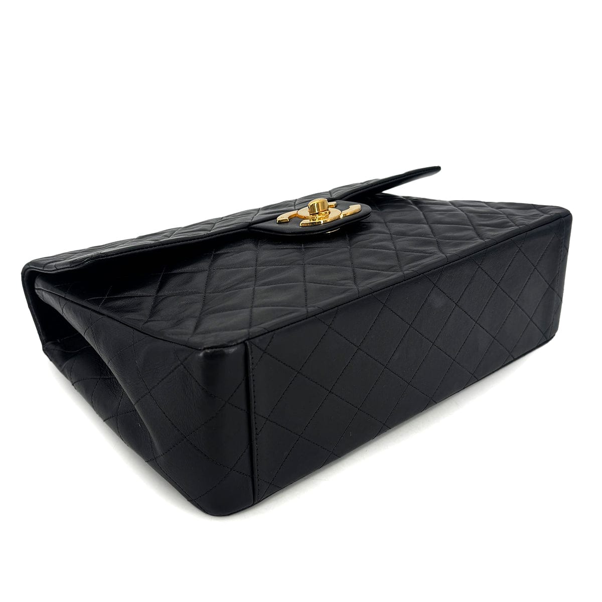 Luxury Promise Japan CHANEL VINTAGE MAXI MATELASSE 34 CHAIN SHOULDER BAG BLACK LAMB SKIN 90301112