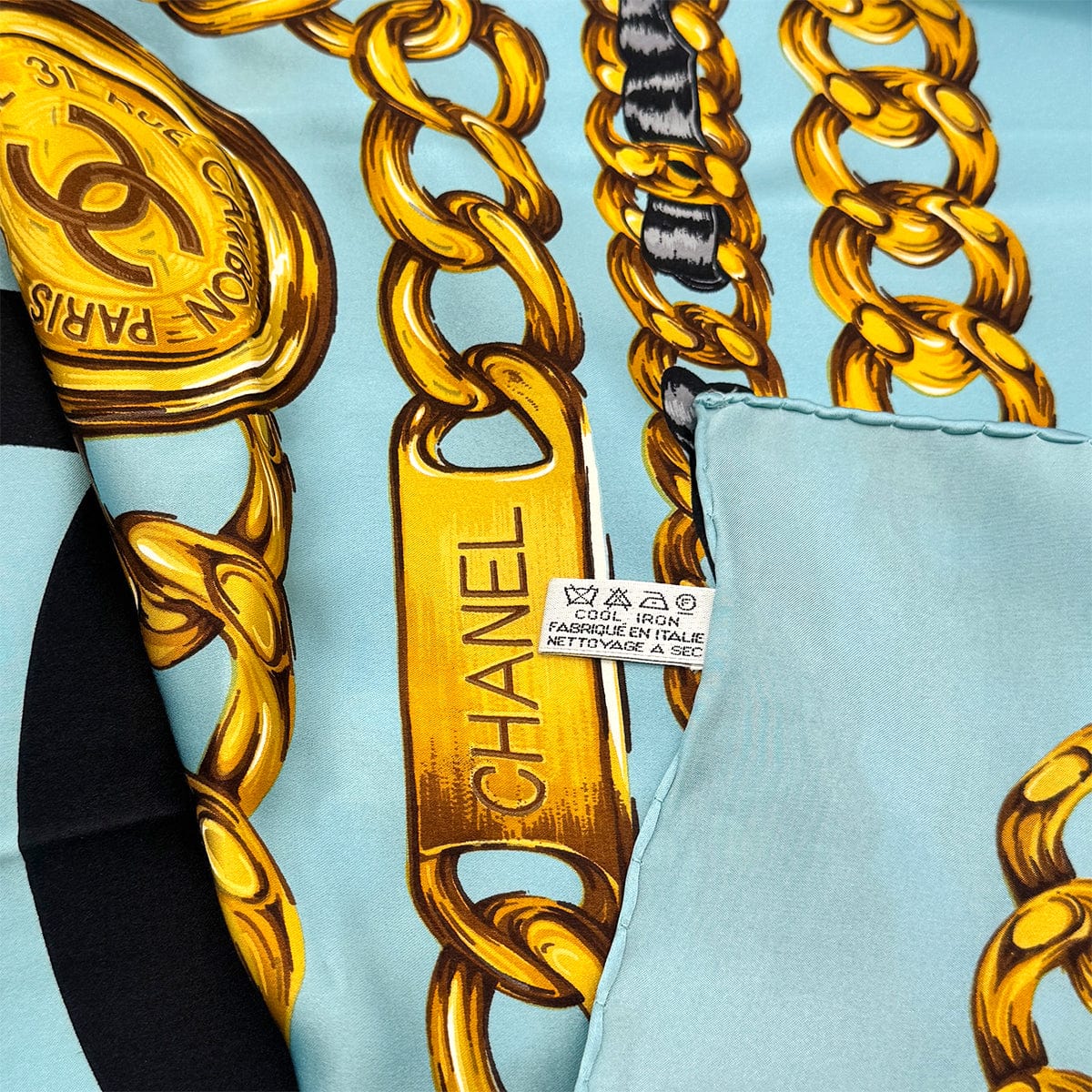 Luxury Promise Japan CHANEL VINTAGE SCARF COCOMARK CHAIN PATTERN LIGHT BLUE SILK 90278487