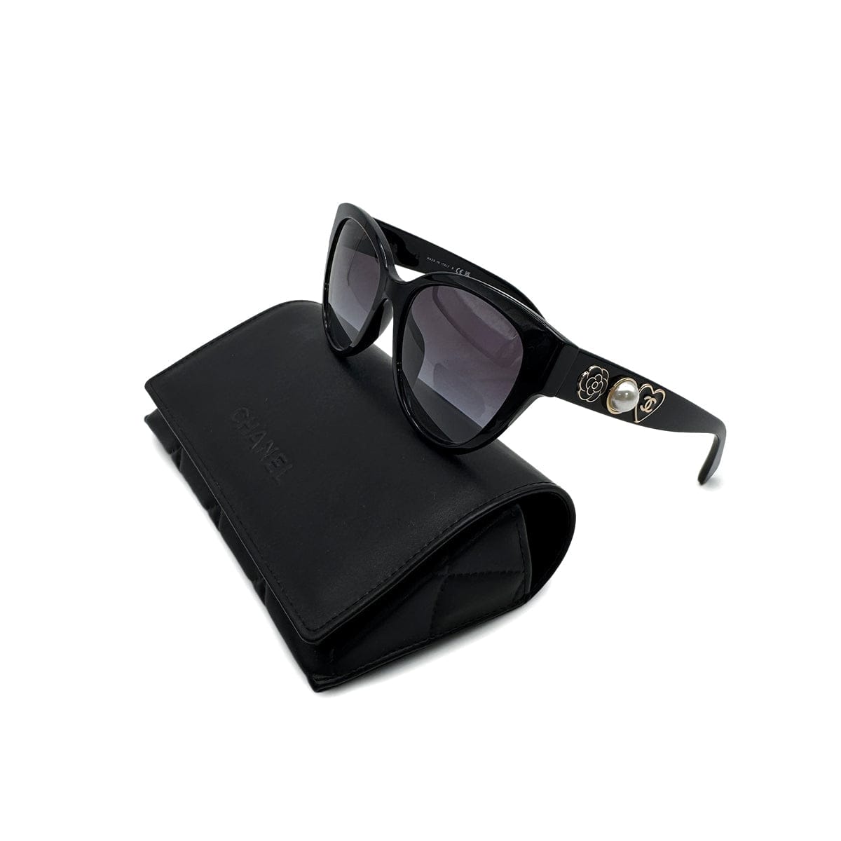 Luxury Promise Japan CHANEL VINTAGE SUNGLASSES COCOMARK FAUX PEARL CAMELLIA BLACK EYEWEAR 90307364