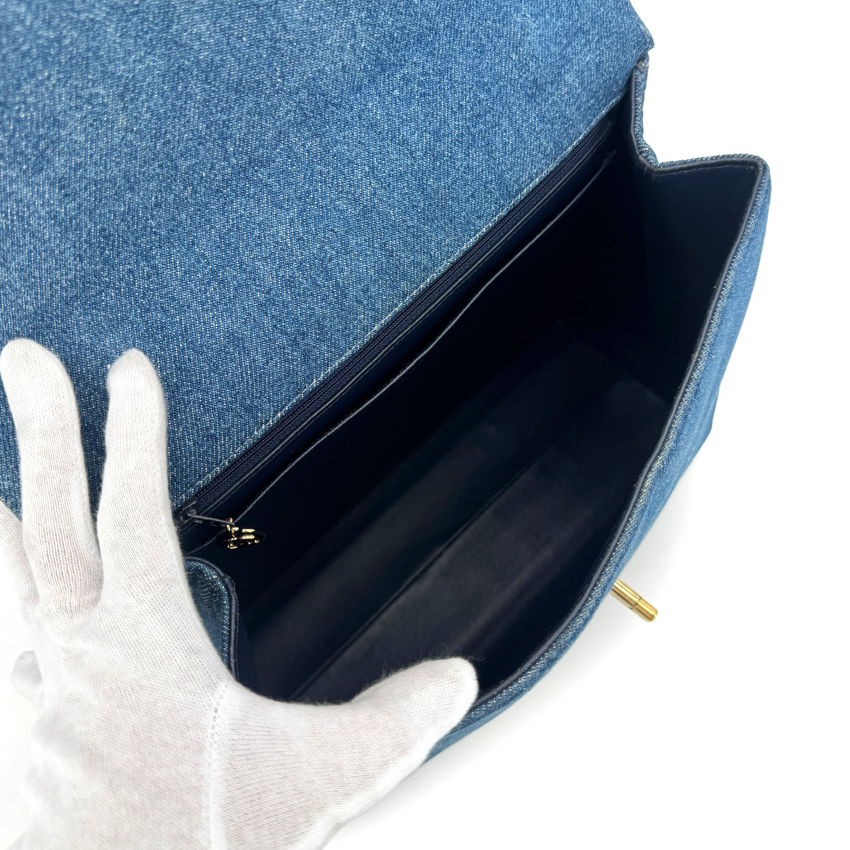 Luxury Promise Japan CHANEL VINTAGE TURN LOCK HAND BAG BLUE DENIM CANVAS 90300602