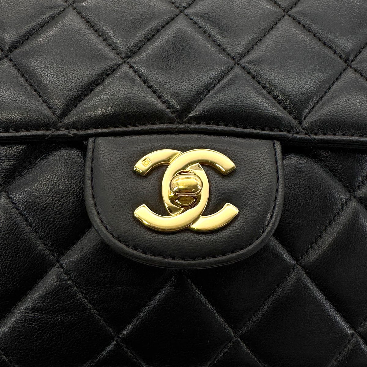 Luxury Promise Japan CHANEL VINTAGE W FACE CHAIN HAND BAG BLACK LAMB SKIN 90276374