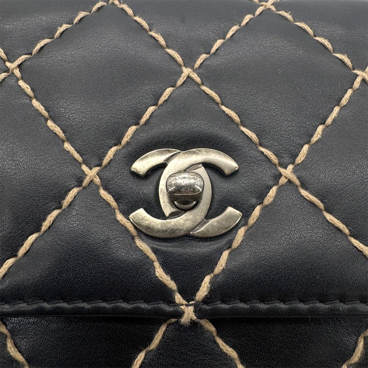 Luxury Promise Japan CHANEL VINTAGE WILD STITCH CHAIN SHOULDER BAG BLACK LEATHER 90273066