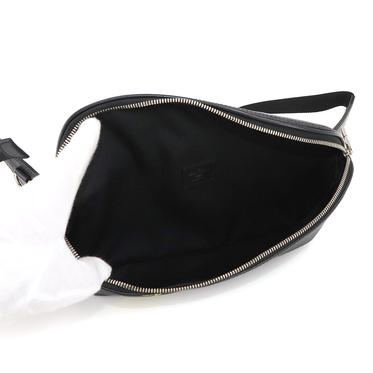 Luxury Promise Japan LOUIS VUITTON Epi LV Circle BumBag Crossbody Bag Leather Noir M55131 90289037