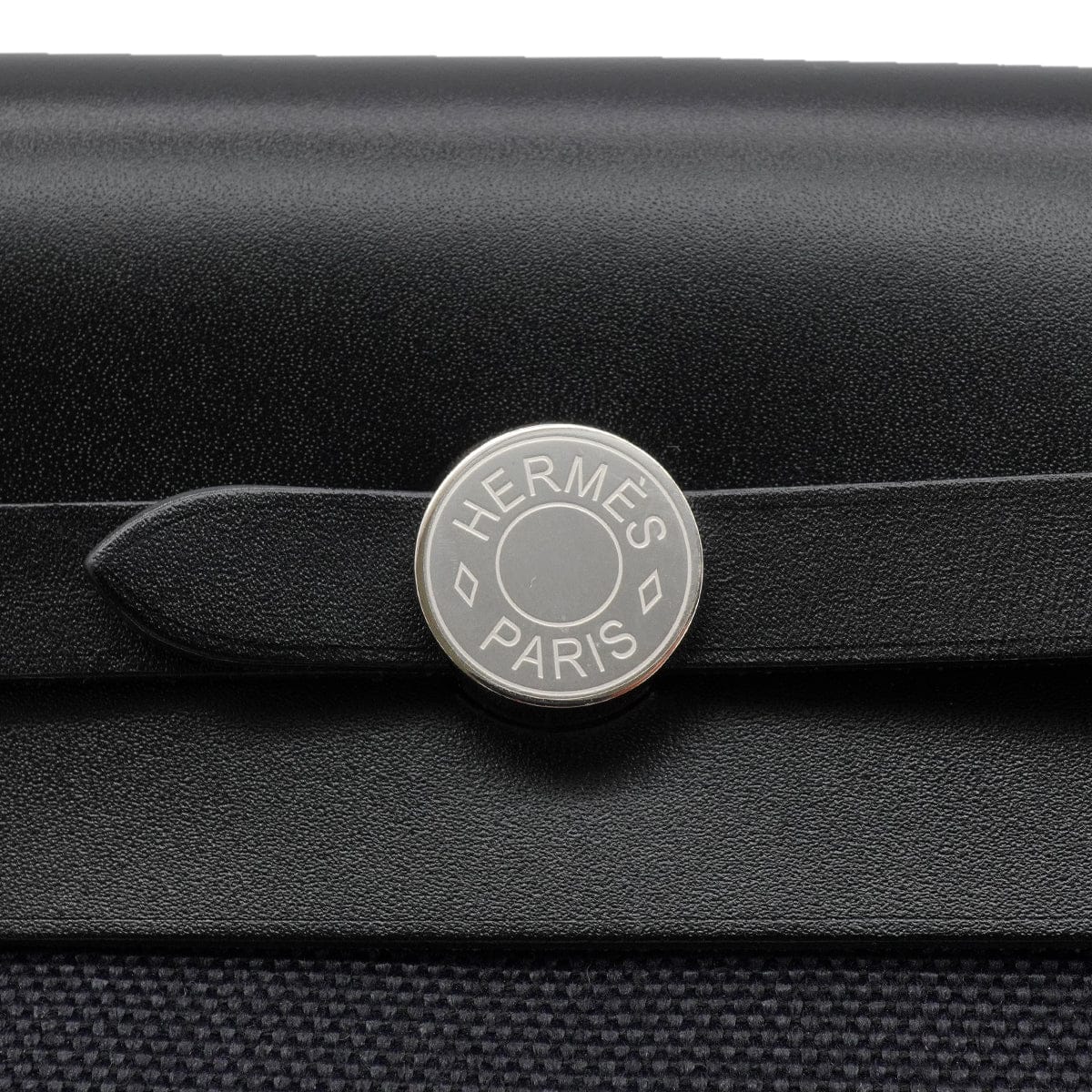 Luxury Promise Japan HERMES HER BAG ZIP 20 MINI BLACK VACHE HUNTER TOILE MILITAIRE SHOULDER BAG 2025 K STAMP 90345059