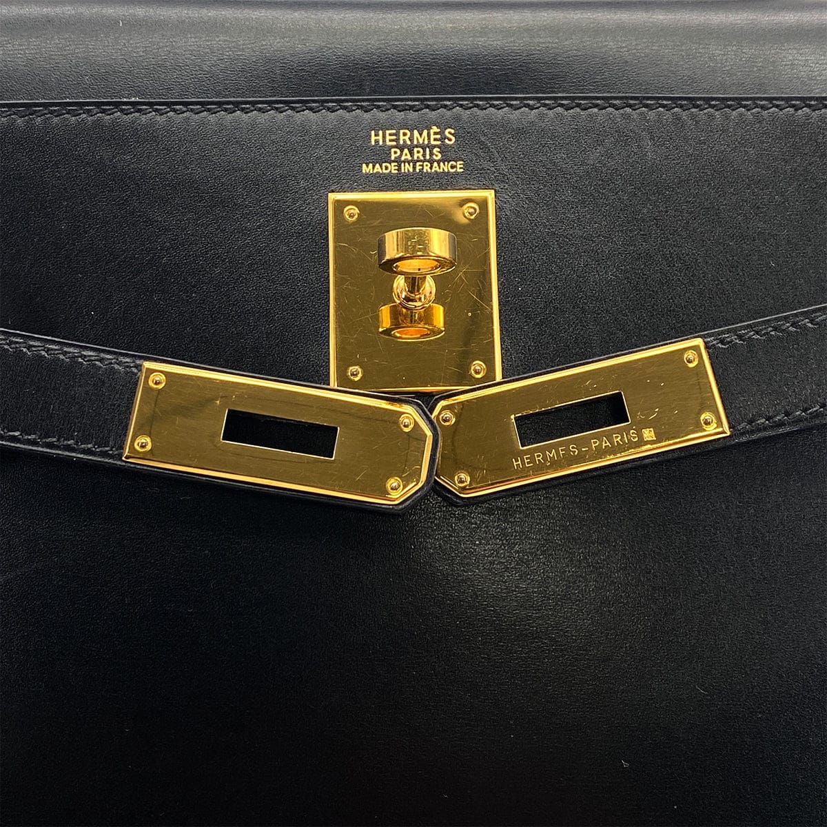 Luxury Promise Japan HERMES KELLY 32 RETOURNE BLACK BOXCALF HAND SHOULDER BAG 〇Z GOLD HARDWARE 90307910