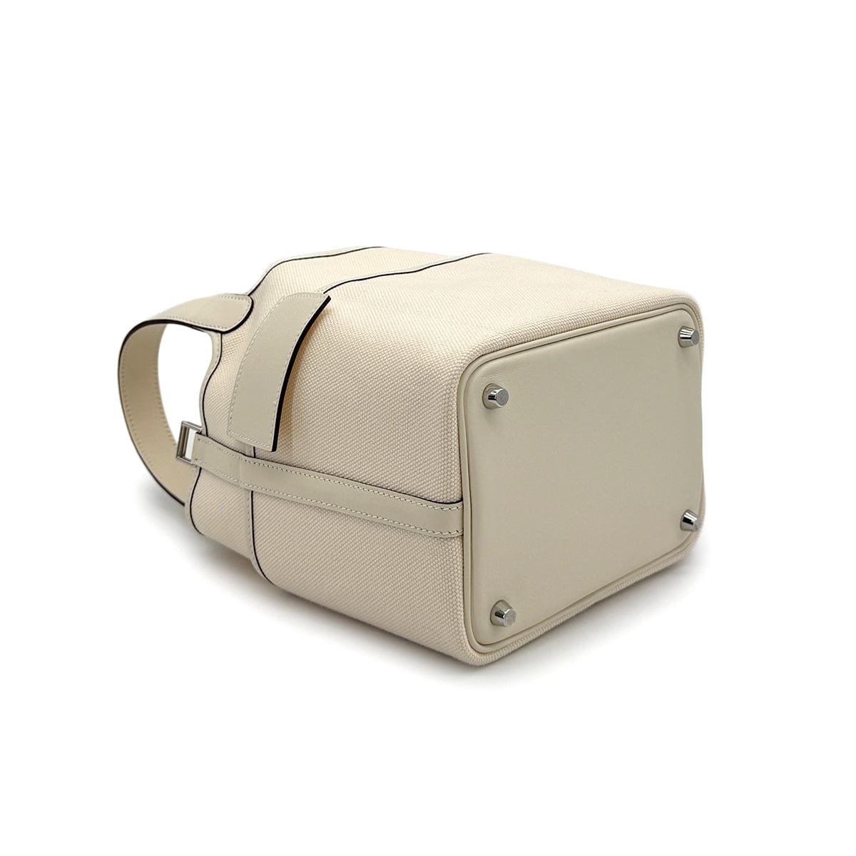 Luxury Promise Japan HERMES PICOTIN LOCK 18 PM CARGO POCKET NATA TOILE GOELAND VEAU SWIFT 2022 U STAMP PALLADIUM HARDWARE 90321151