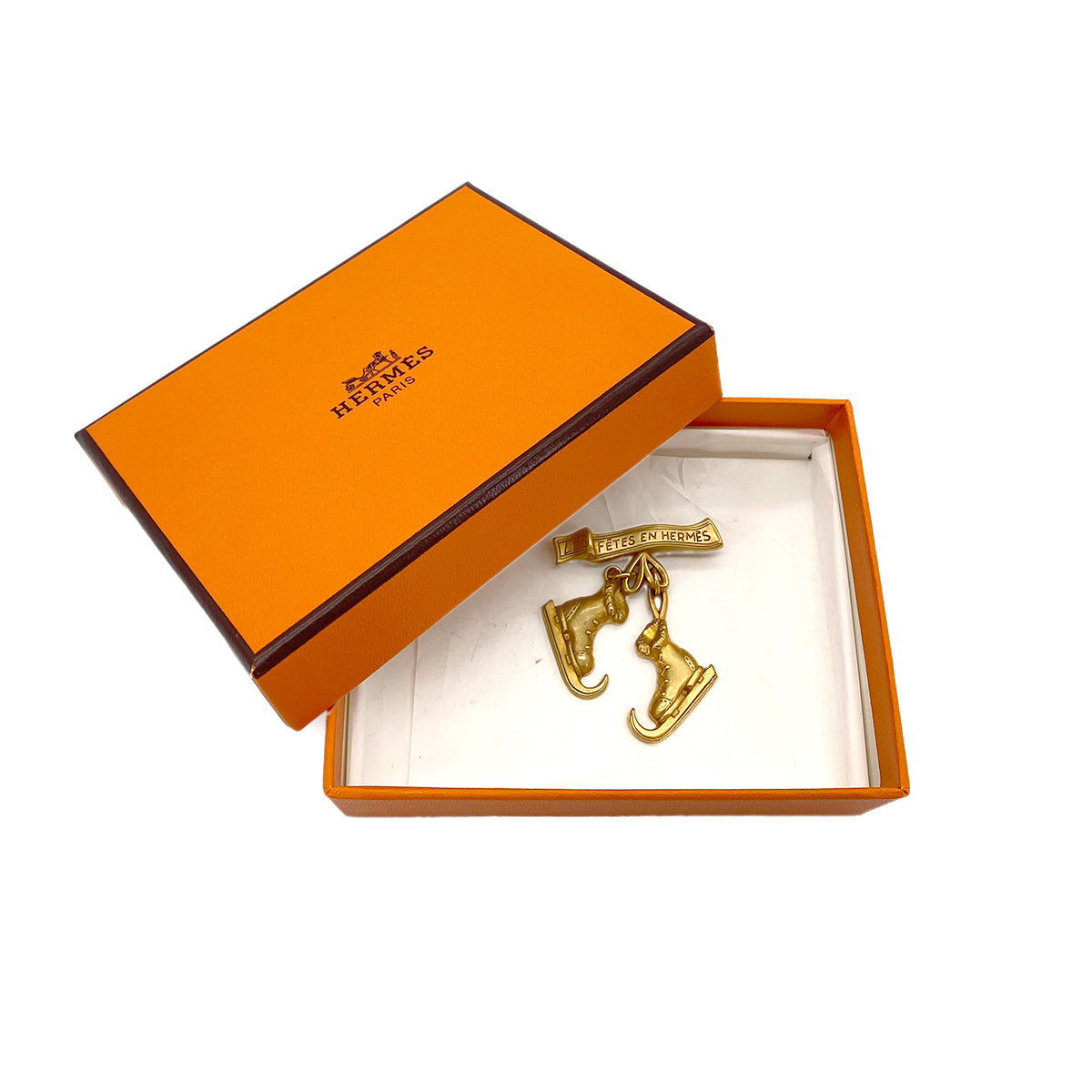 Luxury Promise Japan HERMES SKATE SHOES BROOCH LES FETES EN HERMES GOLD ACCESSORY 90278924