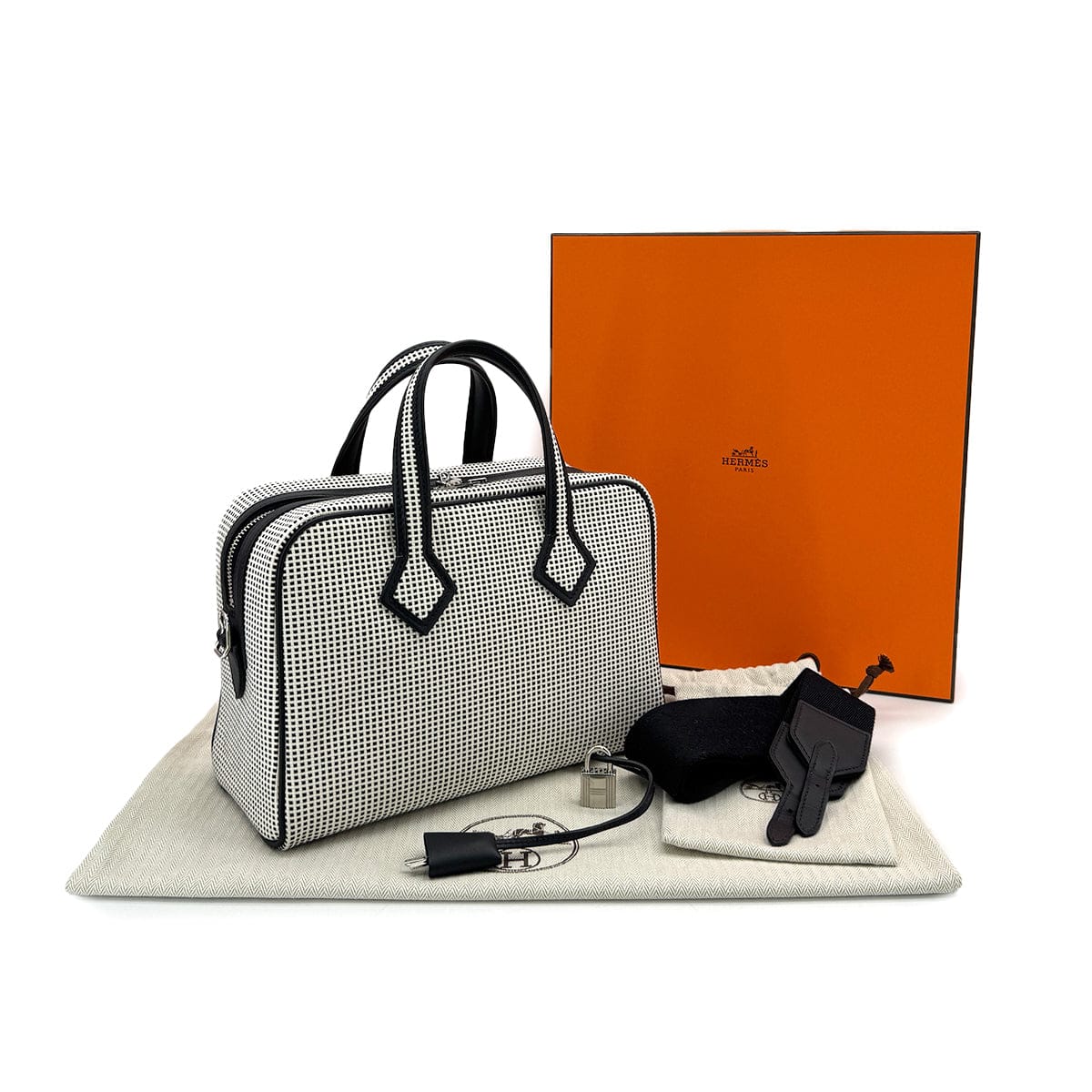 luxury promise japan HERMES VICTORIA 3 FOURRE TOUT MINI BLACK WHITE TOILE QUADRILLE VEAU SWIFT HAND BAG 2023 B PALLADIUM HARDWARE 90313545