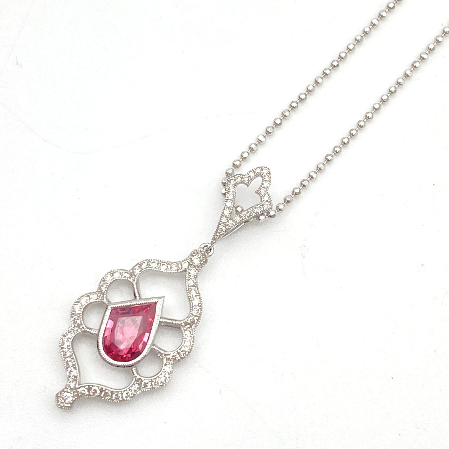 Luxury Promise Japan K18/K18WG Pink Sapphire Penneck PS1.3 D0.26 E.Africa GIA 5.4g 51896