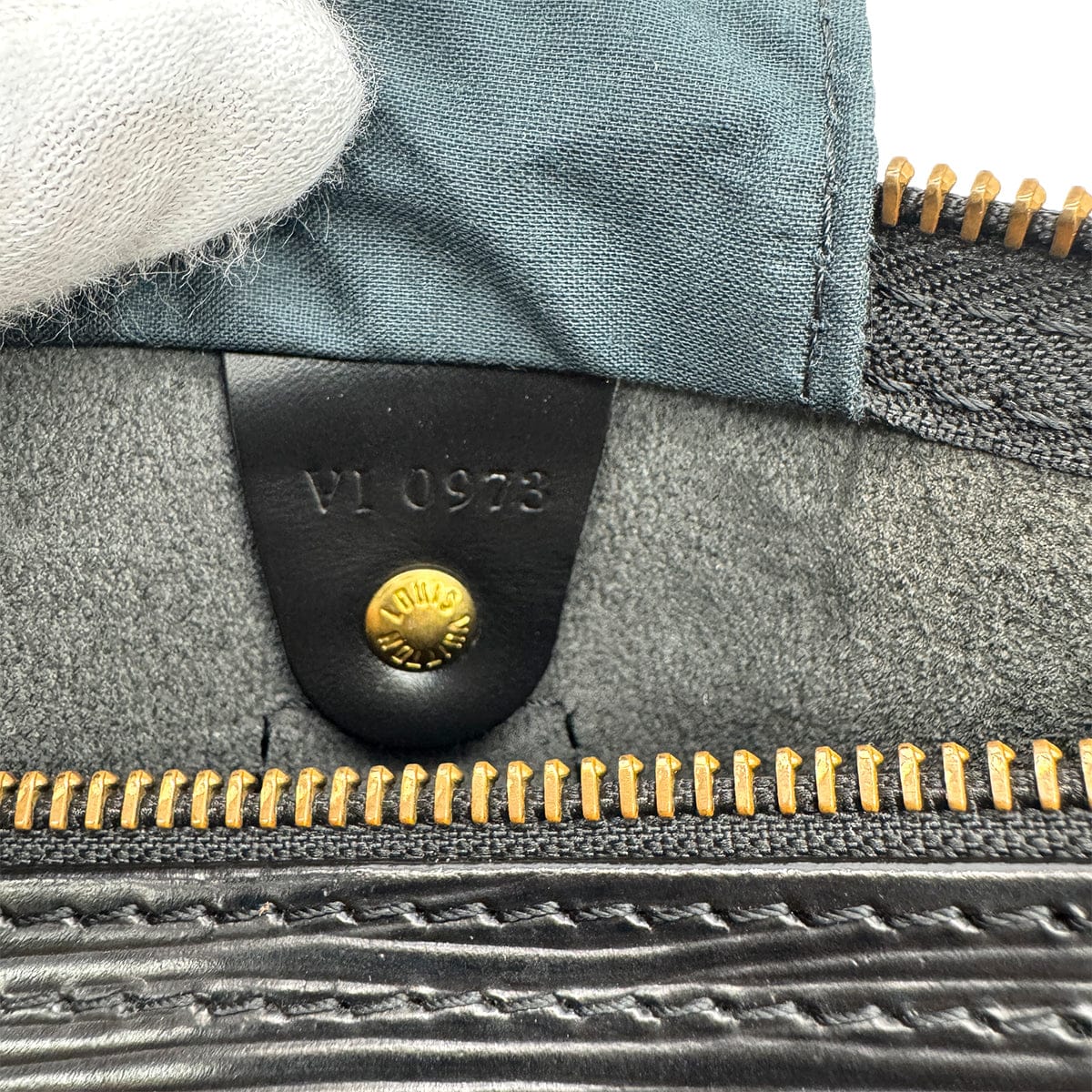 Luxury Promise Japan LOUIS VUITTON EPI SPEEDY 30 HAND BAG NOIR LEATHER M59022 90301085