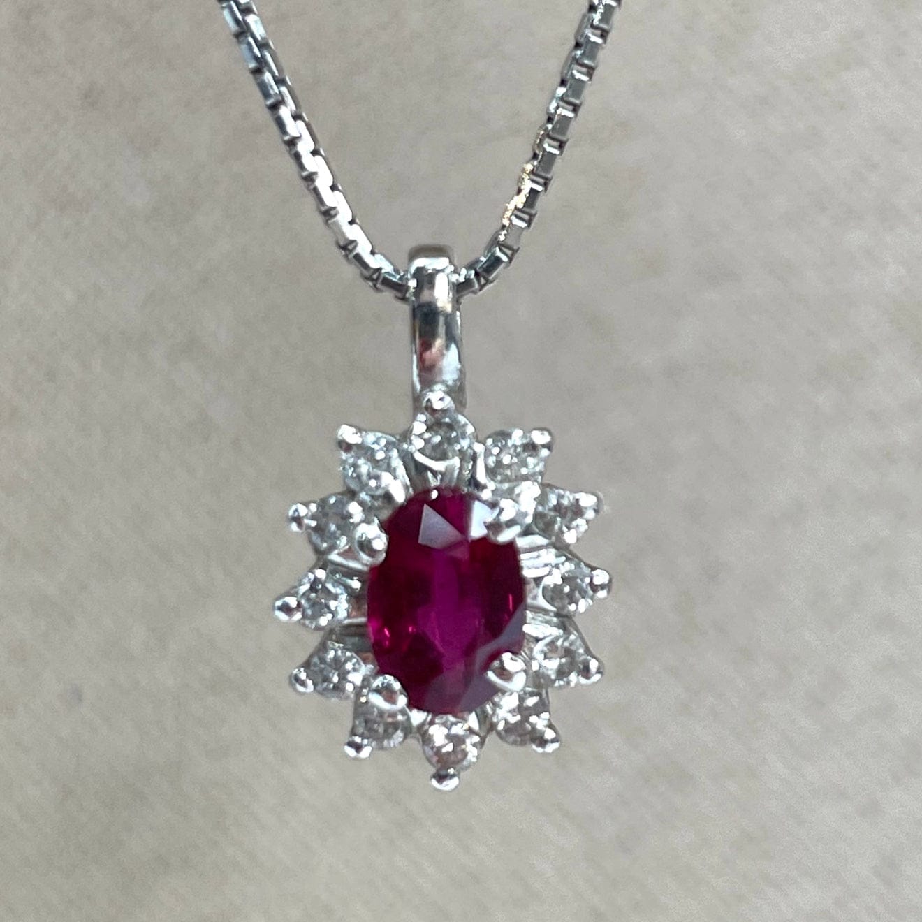 Luxury Promise Japan Necklace Ruby 0.57 Diamond 0.17 5 g 2700040837809