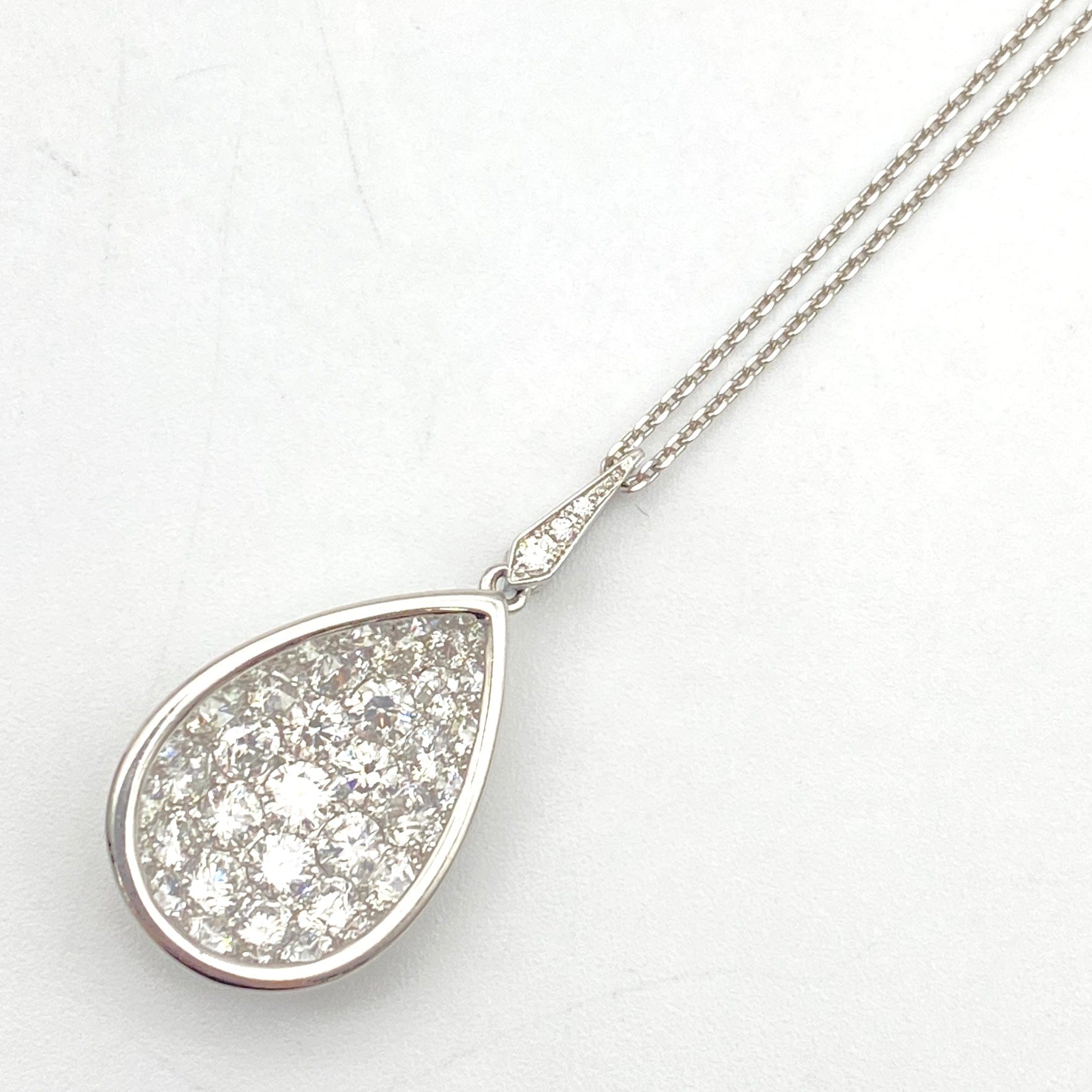 Luxury Promise Japan Pt900/850 Diamond Penneck D3.11 9.1g 51822
