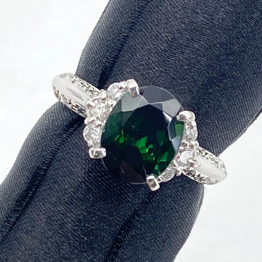 Luxury Promise Japan Pt900 Green Tourmaline Ring GT2.24 D0.28 5.6g Mini Card US5.5 54743
