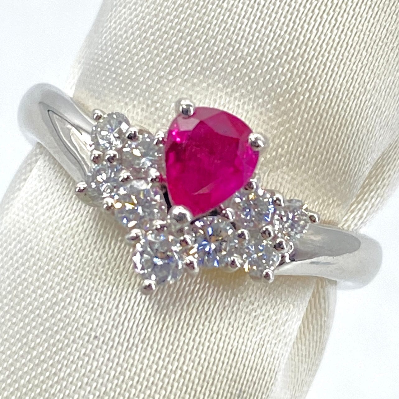 Luxury Promise Japan Ring Ruby 0.44 Diamond 0.39 7 g 2700039932454