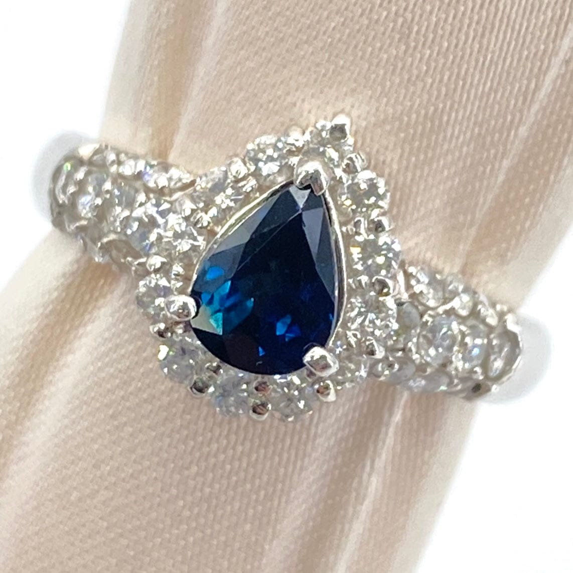 Luxury Promise Japan Ring Sapphire 0.88 Diamond 0.71 6 g with sorting 2700039745412