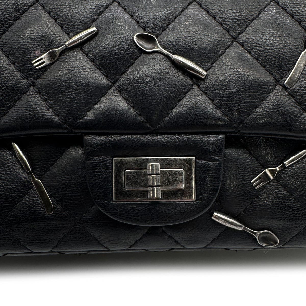 Luxury Promise Japan VINTAGE CHANEL 2.55 CHAIN SHOULDER BAG BLACK LEATHER CUTLERY CARM 90316165
