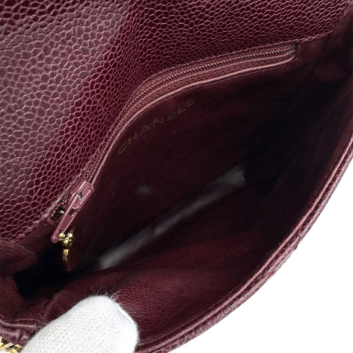 Luxury Promise Japan VINTAGE CHANEL CHEVRON CHAIN SHOULDER BAG BURGUNDY CAVIAR SKIN GOLD HARDWARE 90323193