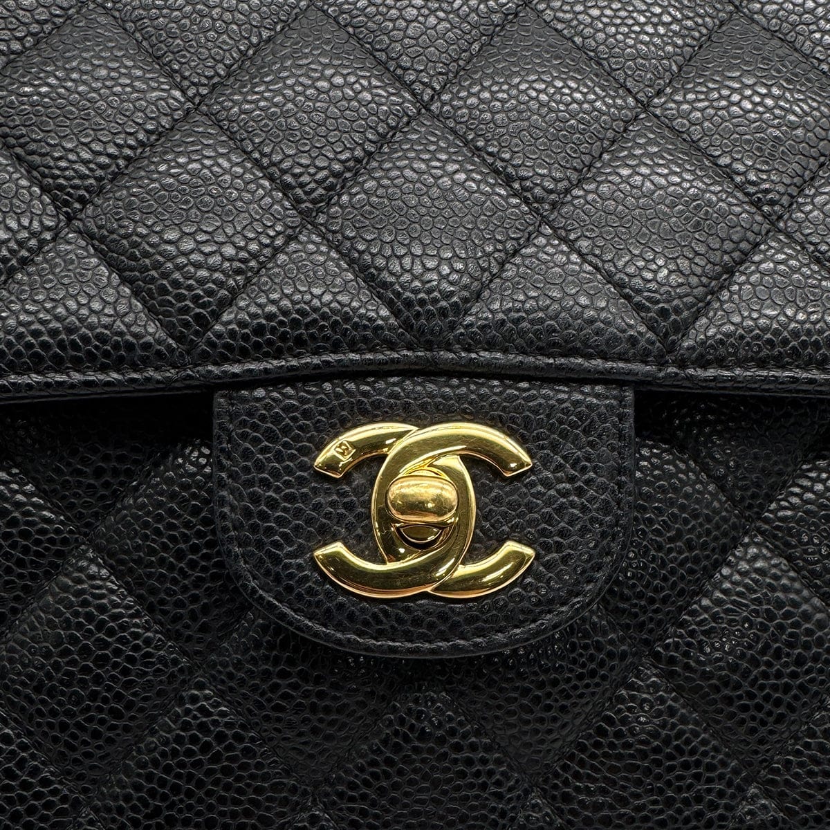Luxury Promise Japan VINTAGE CHANEL CLASSIC FLAP MEDIUM CHAIN SHOULDER BAG BLACK CAVIAR SKIN GOLD HARDWARE 90313556