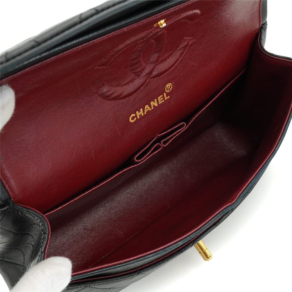 Luxury Promise Japan VINTAGE CHANEL CLASSIC FLAP MEDIUM CHAIN SHOULDER BAG BLACK LAMB SKIN GOLD HARDWARE 90328464