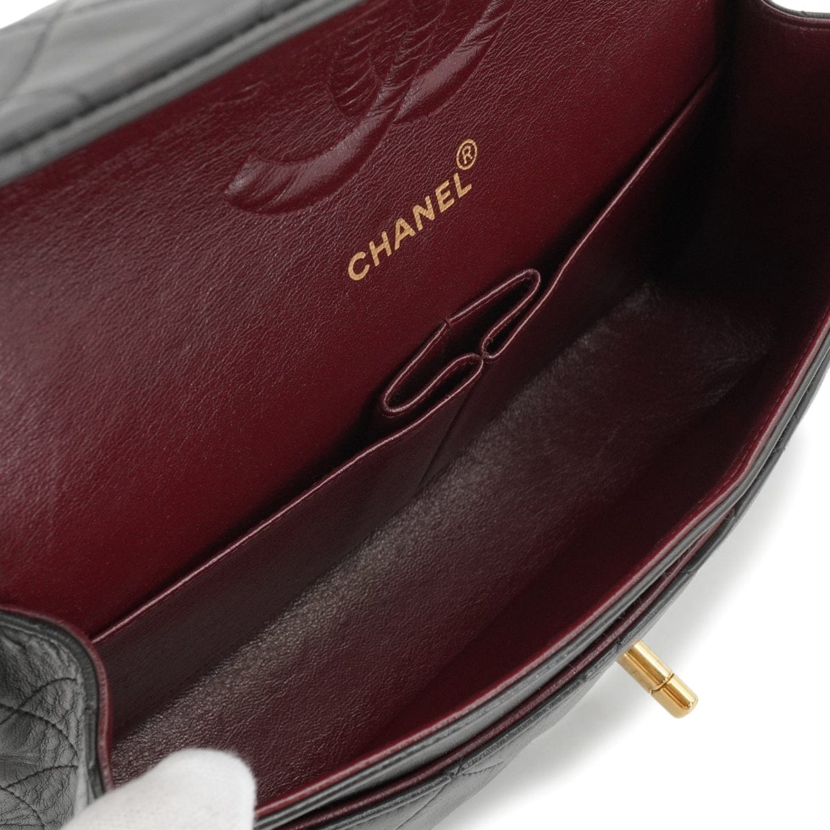 Luxury Promise Japan VINTAGE CHANEL CLASSIC FLAP MEDIUM CHAIN SHOULDER BAG BLACK LAMB SKIN GOLD HARDWARE 90343950