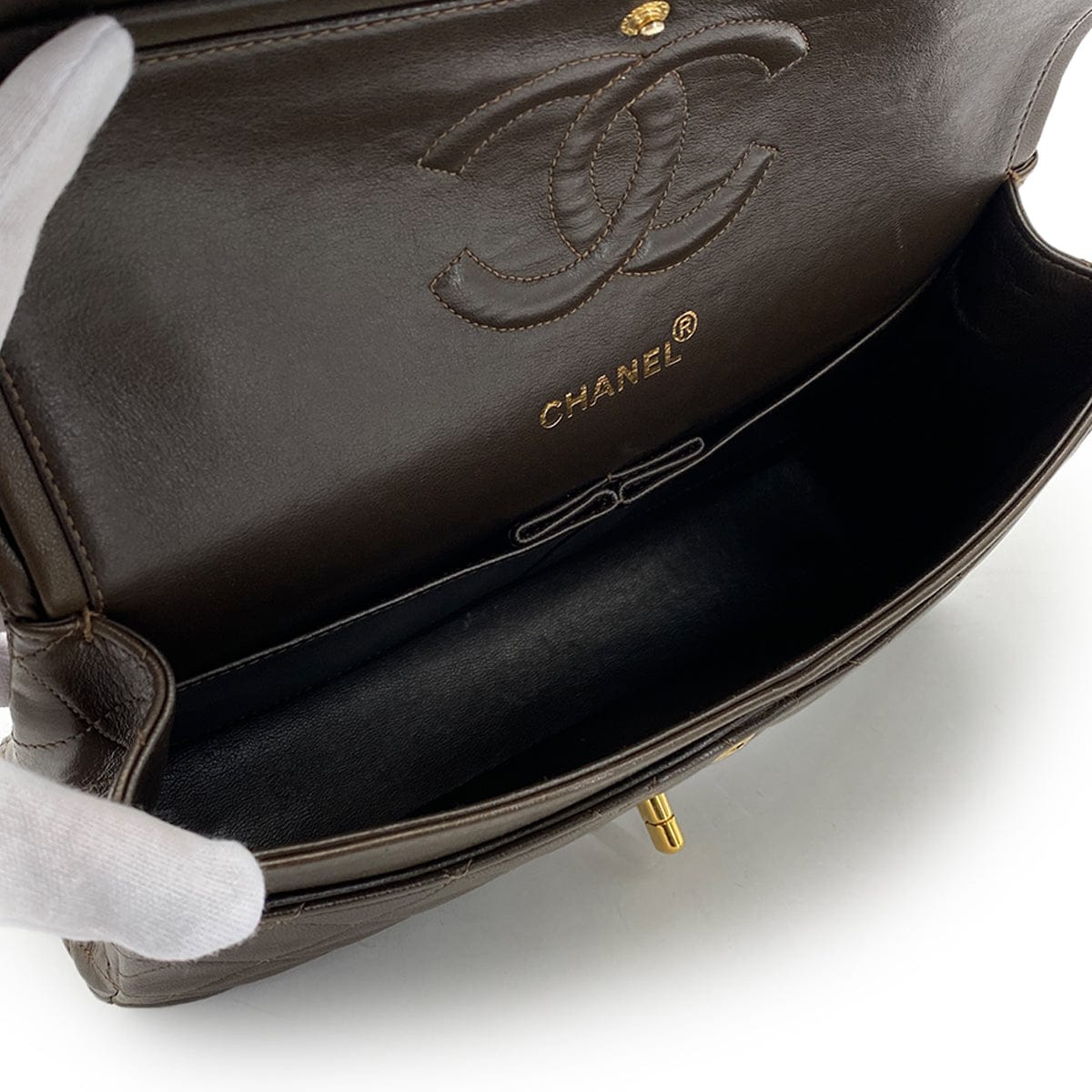 Luxury Promise Japan VINTAGE CHANEL CLASSIC FLAP MEDIUM CHAIN SHOULDER BAG KHAKI LAMB SKIN GOLD HARDWARE 90317177
