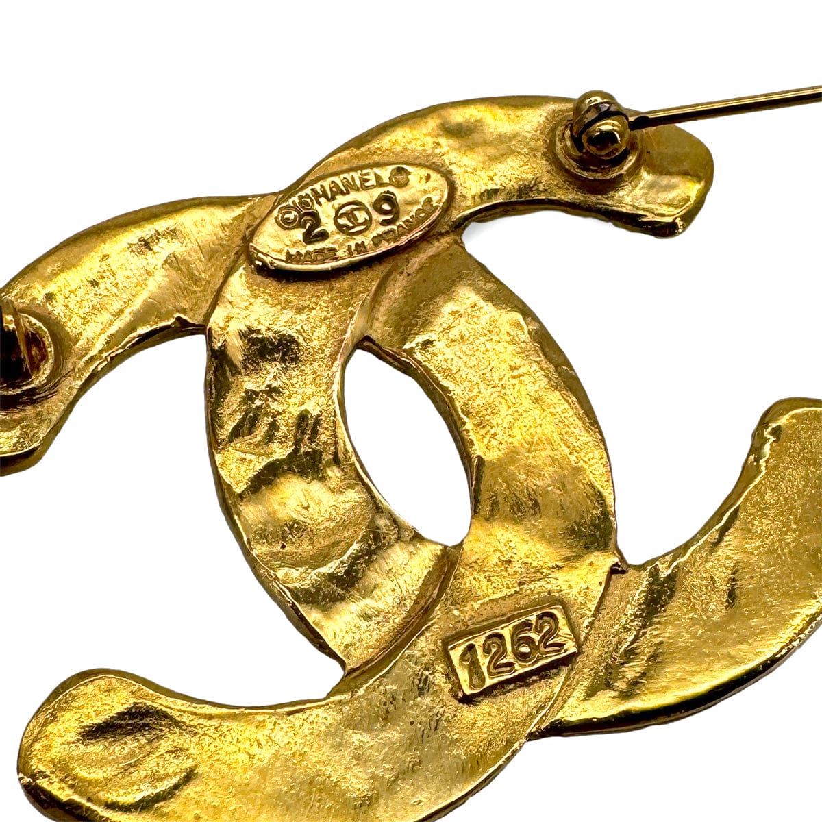 Luxury Promise Japan VINTAGE CHANEL COCOMARK BROOCH MATELASSE GOLD ACCESSORY 29 90324107