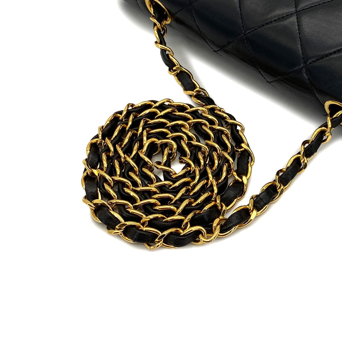 Luxury Promise Japan VINTAGE CHANEL DIANA SMALL CHAIN SHOULDER BAG BLACK LAMB SKIN GOLD HARDWARE 90314586