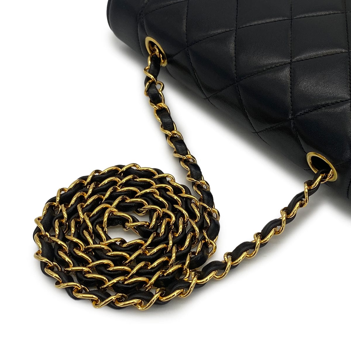 Luxury Promise Japan VINTAGE CHANEL DIANA SMALL CHAIN SHOULDER BAG BLACK LAMB SKIN GOLD HARDWARE 90323095